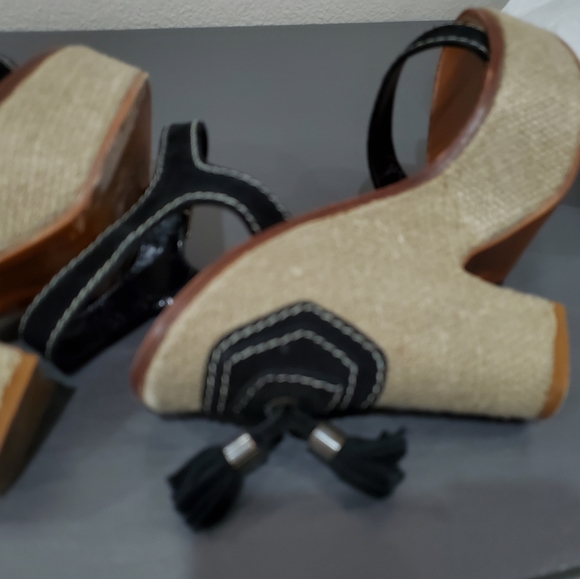 Marc Jacob's Black suede leather wedges 36.5 . - Picture 10 of 11